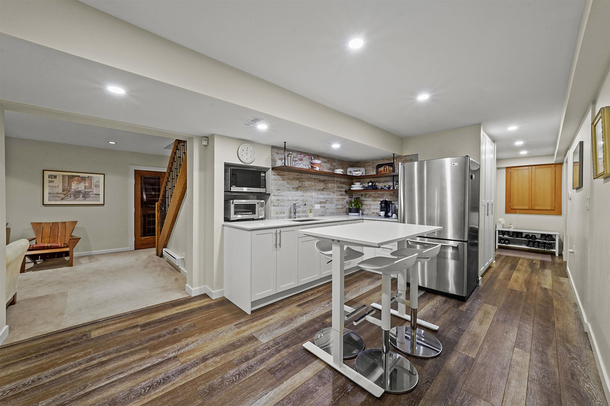 55 Canberra Avenue, Burnaby North 30