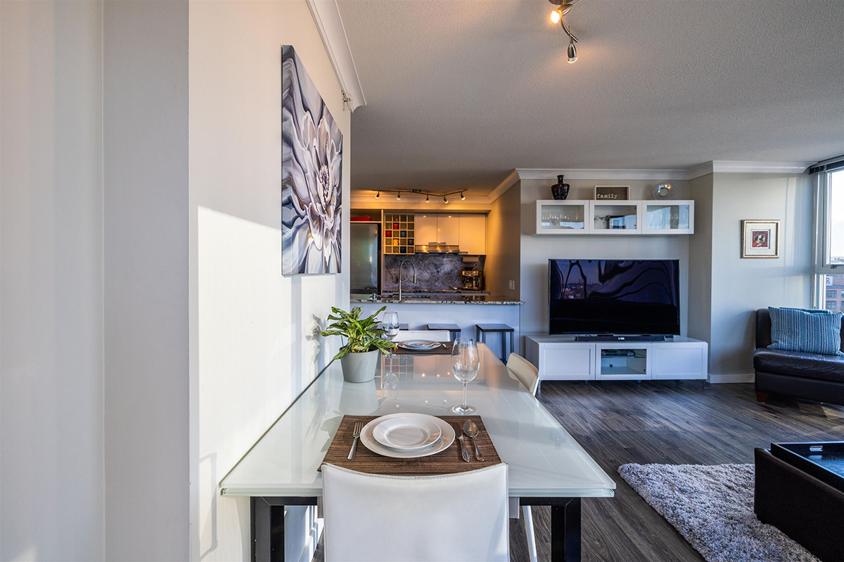 602 131 Regiment Square, Vancouver 14