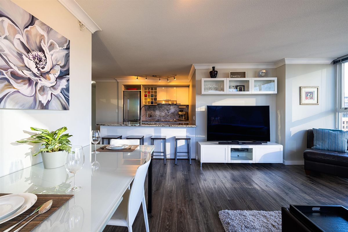 602 131 Regiment Square, Vancouver 5