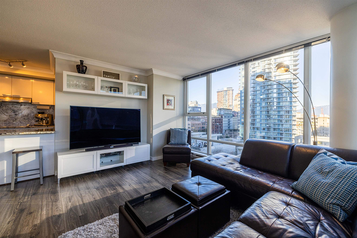 602 131 Regiment Square, Vancouver 6