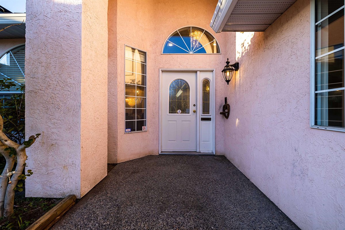 10191 Hall Avenue, Richmond 2
