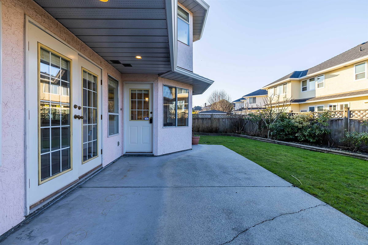 10191 Hall Avenue, Richmond 33