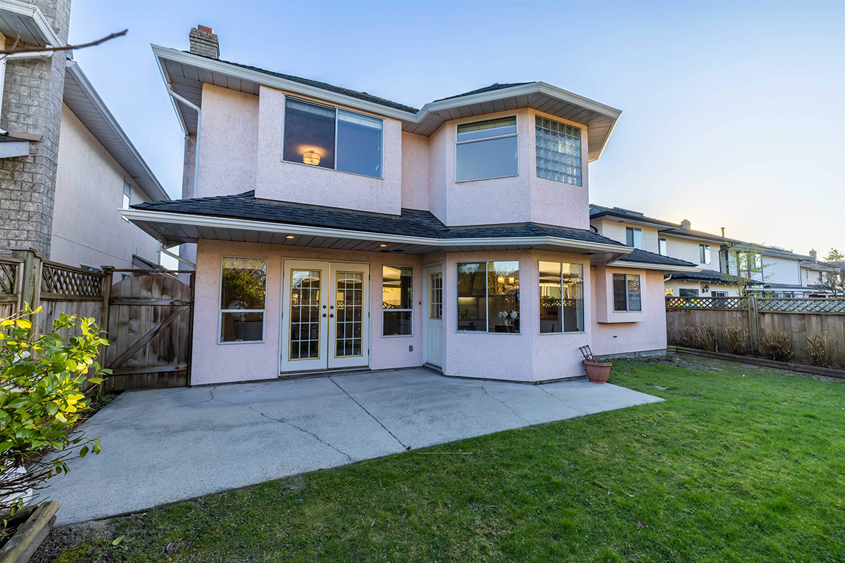10191 Hall Avenue, Richmond 35