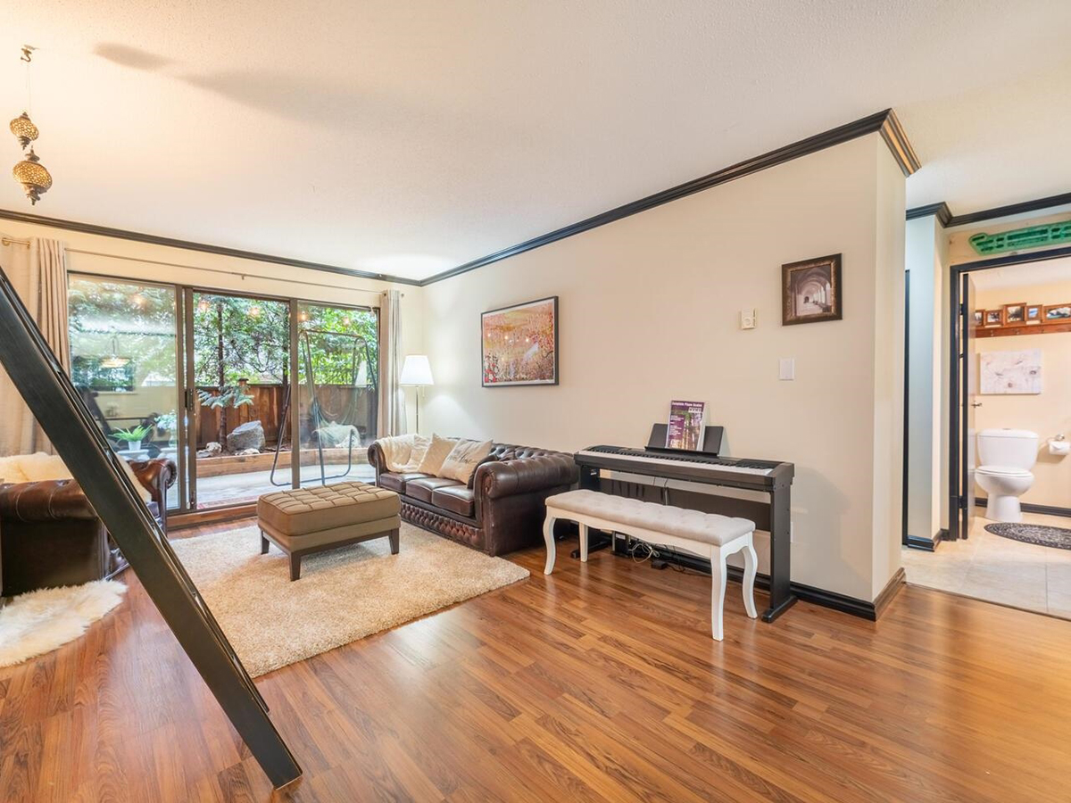 106 224 N Garden Drive, Vancouver 13