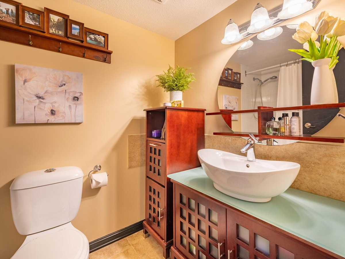 106 224 N Garden Drive, Vancouver 14