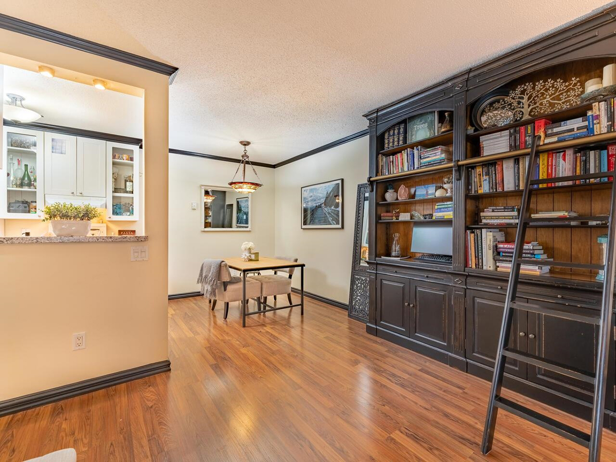 106 224 N Garden Drive, Vancouver 9