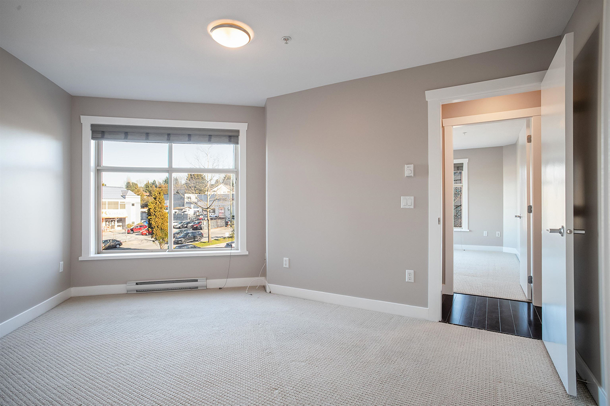 301 13555 Gateway Drive, Surrey 14