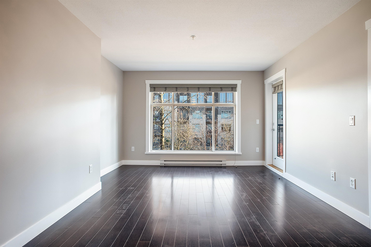 301 13555 Gateway Drive, Surrey 3