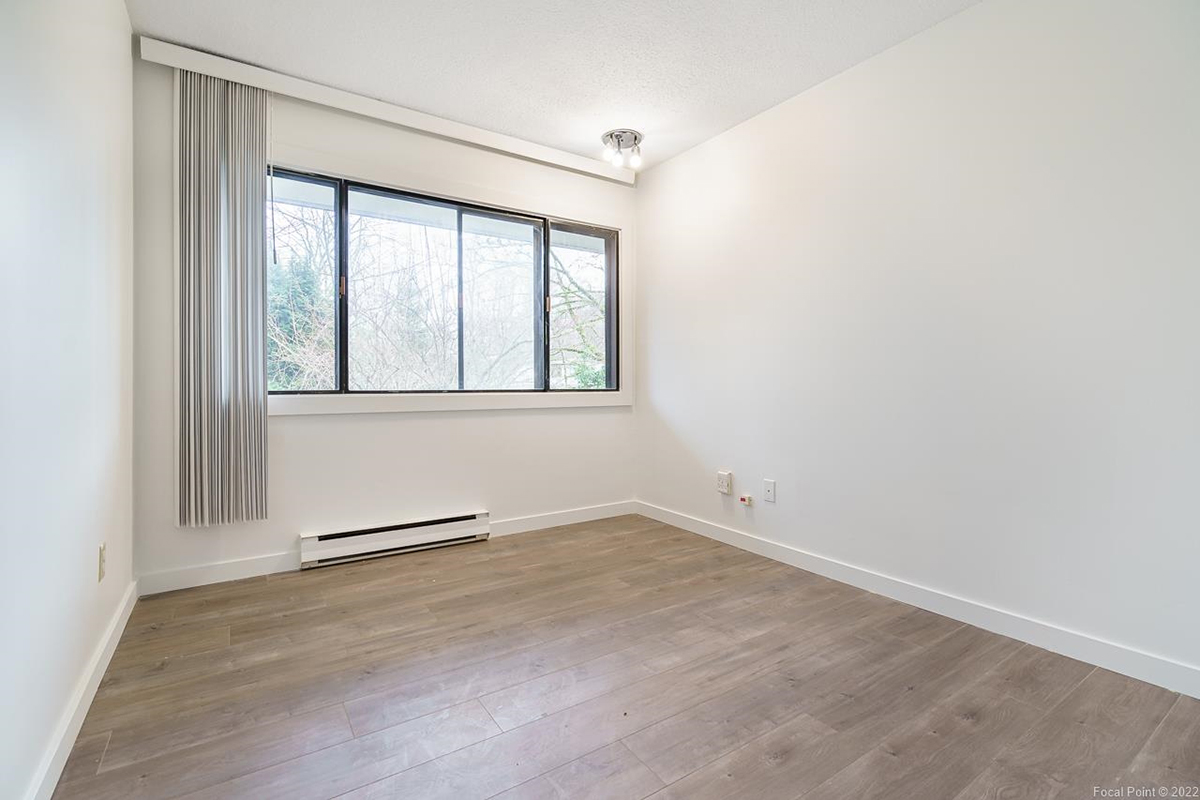 3 7353 Montecito Drive, Burnaby 8