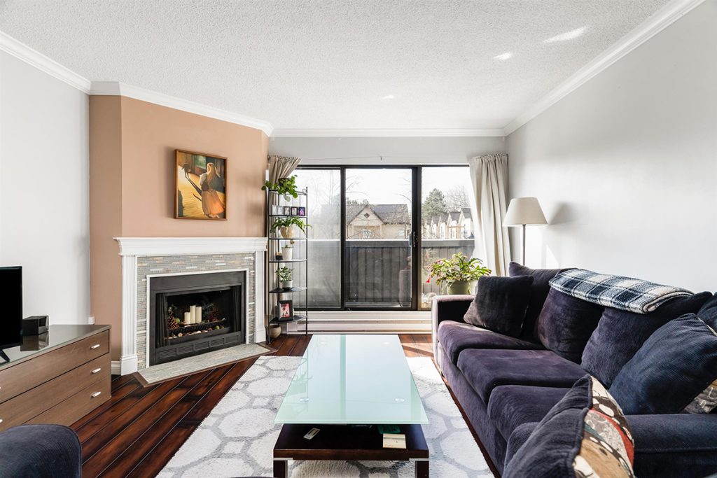 206 7300 Moffatt Road, Richmond