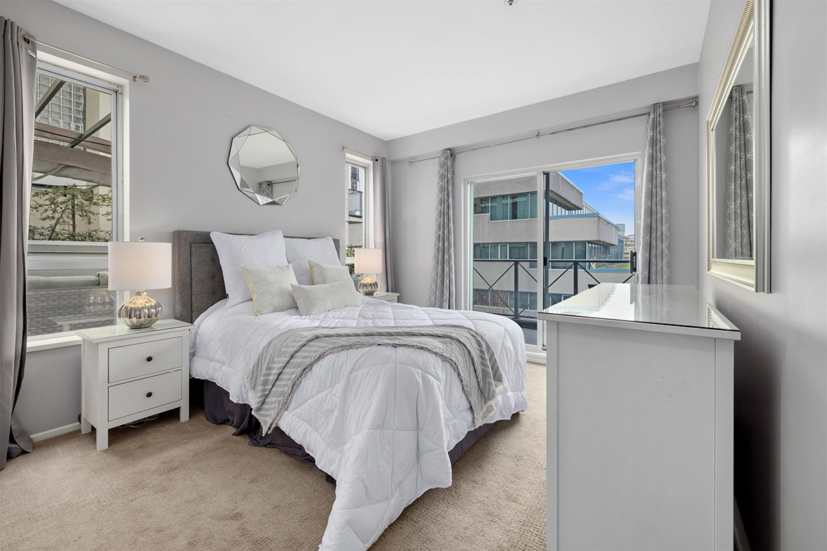 PH16 511 W 7th Avenue, Vancouver 13