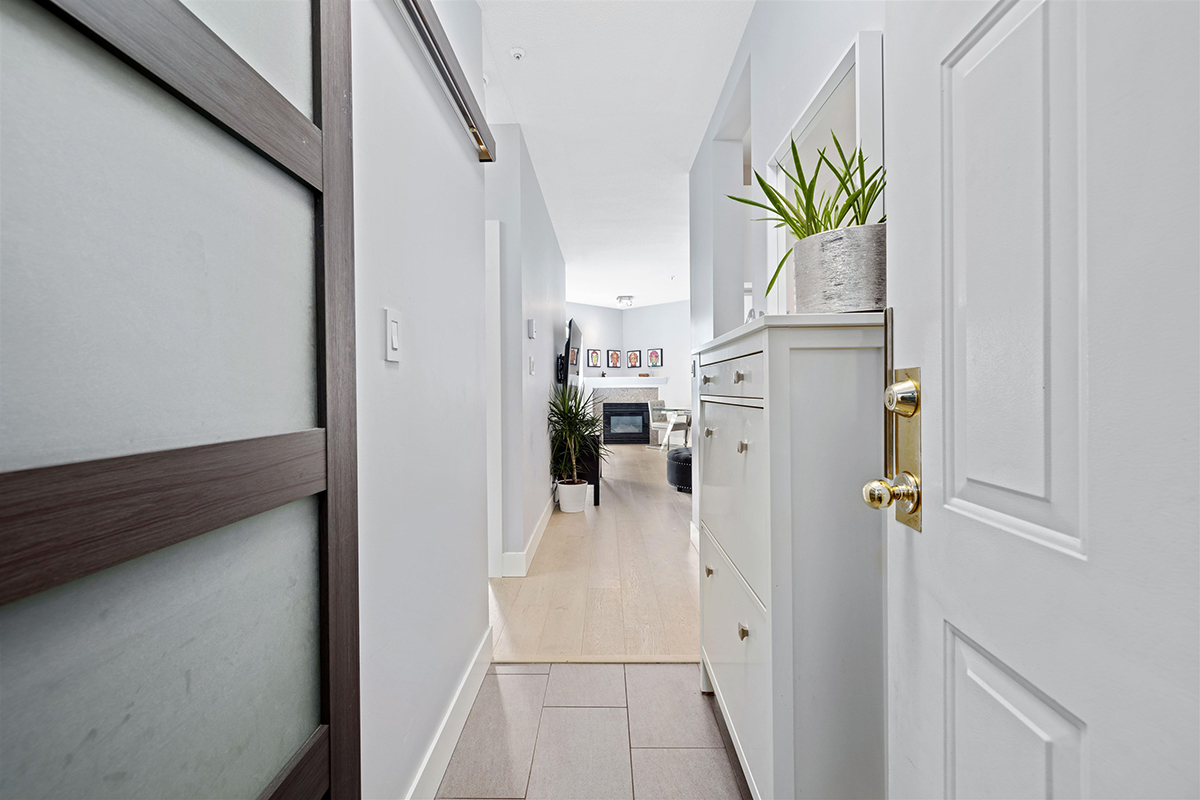 PH16 511 W 7th Avenue, Vancouver 3