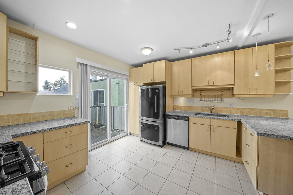 3904 E Pender Street, Burnaby 4