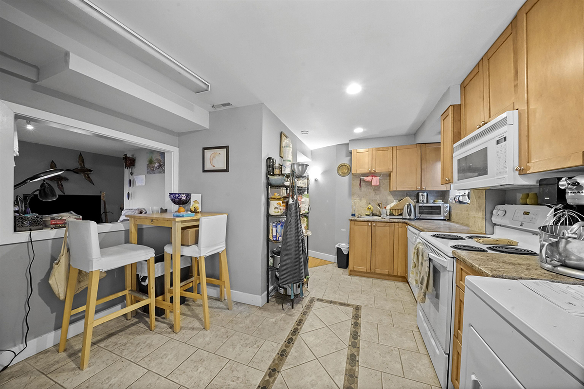 3904 E Pender Street, Burnaby 5