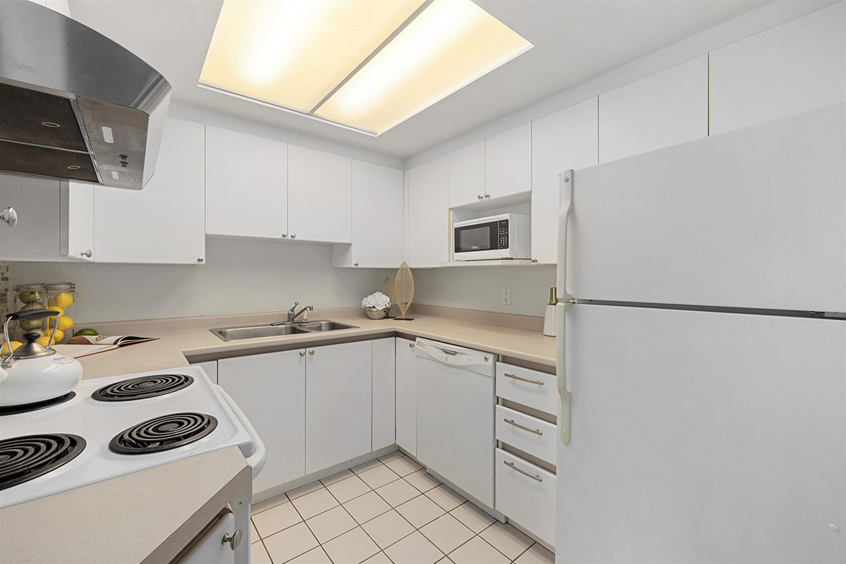 1602 13383 108 Avenue, Surrey 16