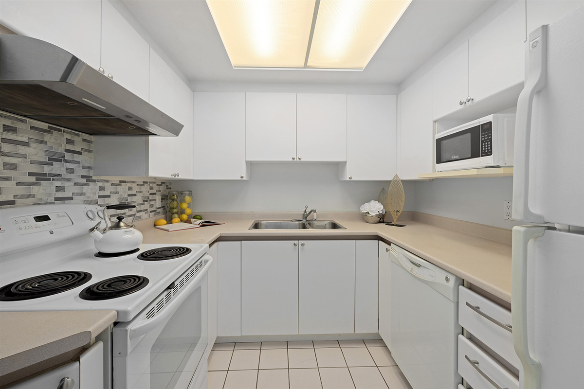 1602 13383 108 Avenue, Surrey 17