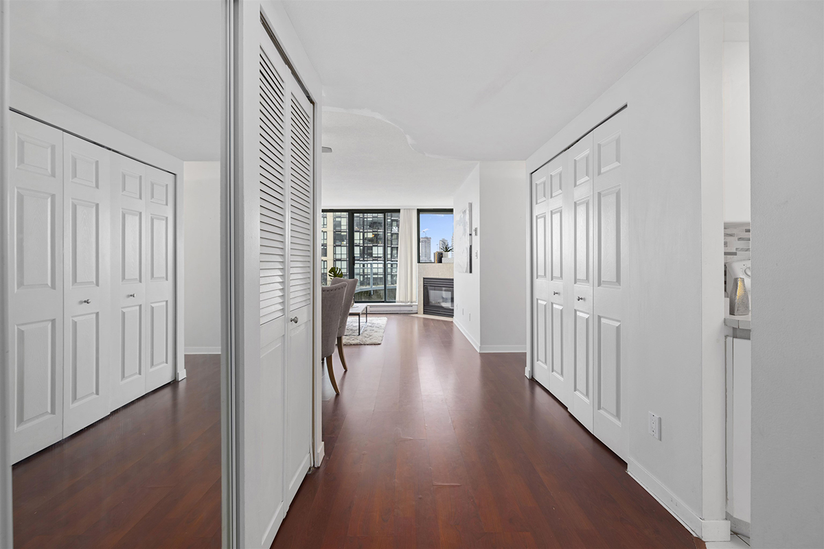 1602 13383 108 Avenue, Surrey 2