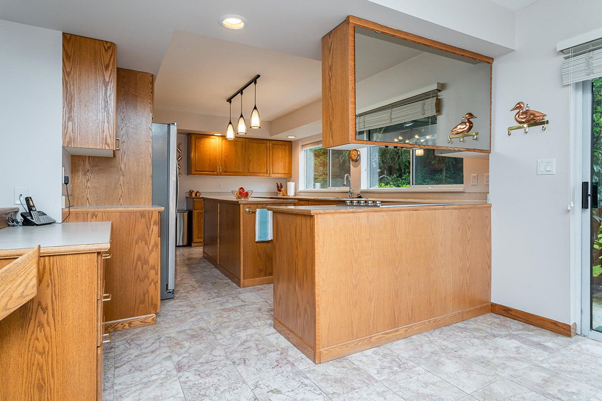 2251 Sorrento Drive, Coquitlam 12