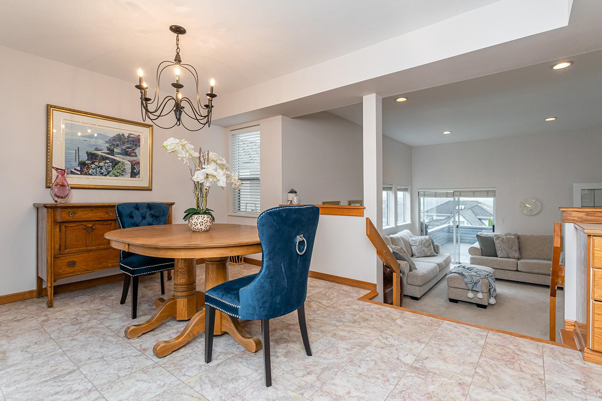 2251 Sorrento Drive, Coquitlam 14