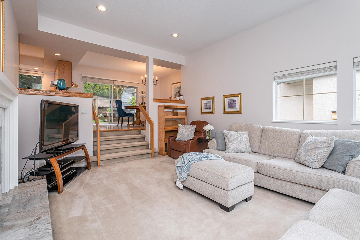 2251 Sorrento Drive, Coquitlam 16
