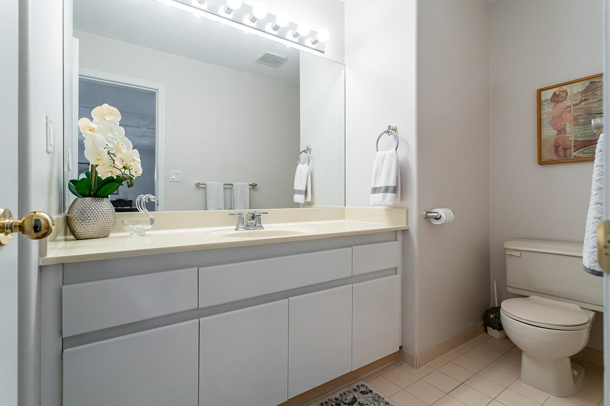 2251 Sorrento Drive, Coquitlam 20