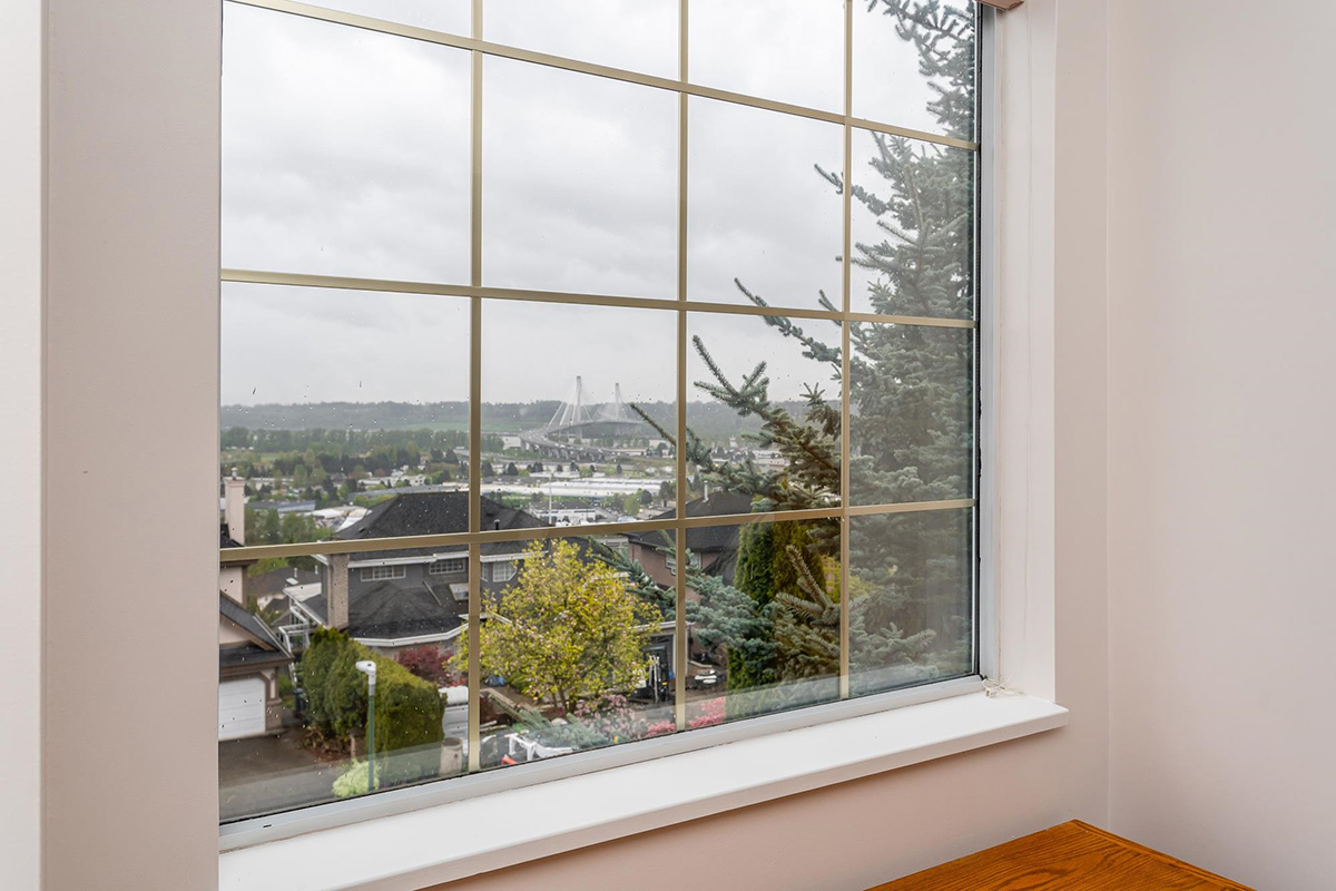 2251 Sorrento Drive, Coquitlam 24