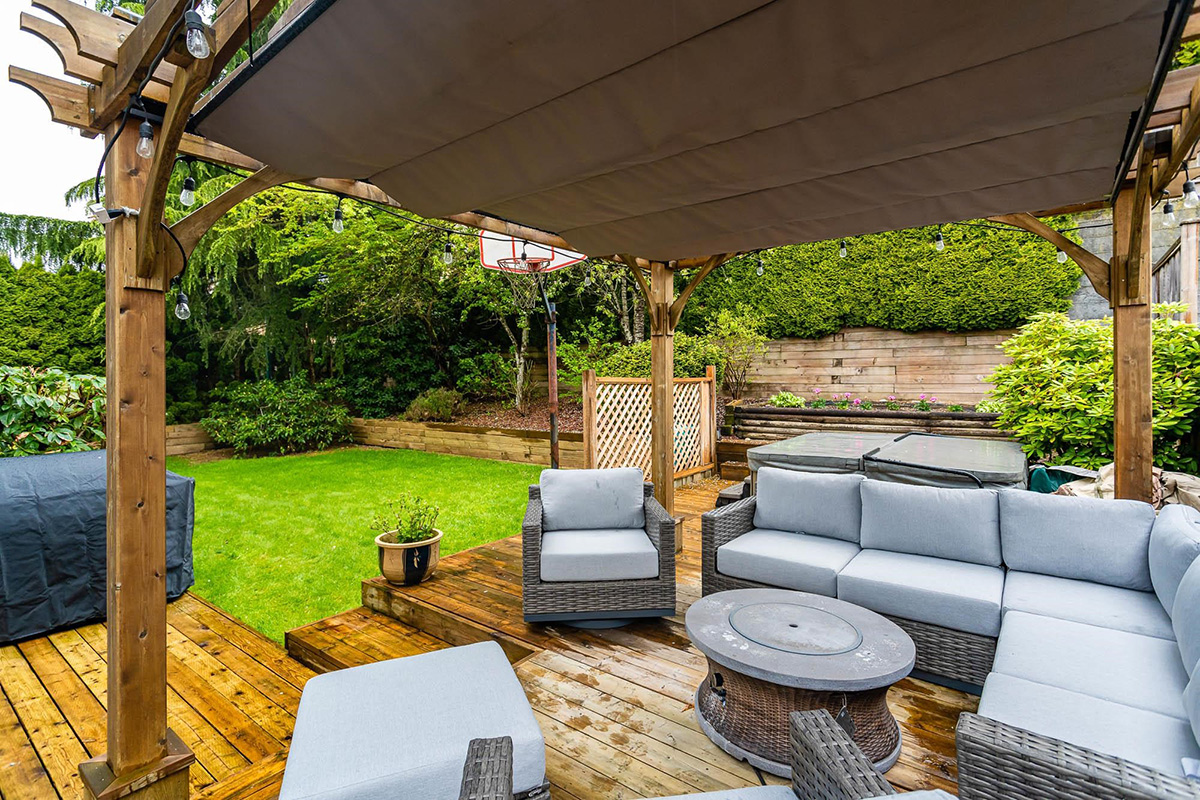 2251 Sorrento Drive, Coquitlam 37