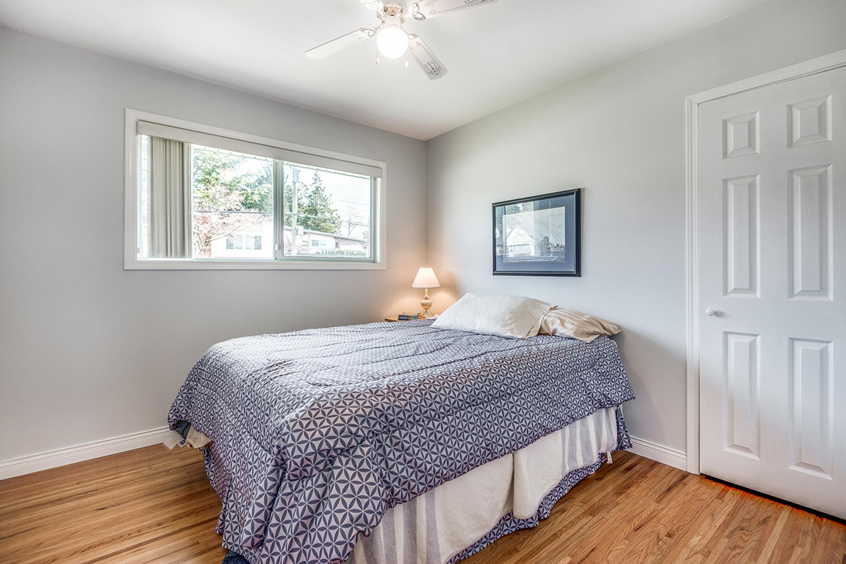 941 Duthie Avenue, Burnaby 13