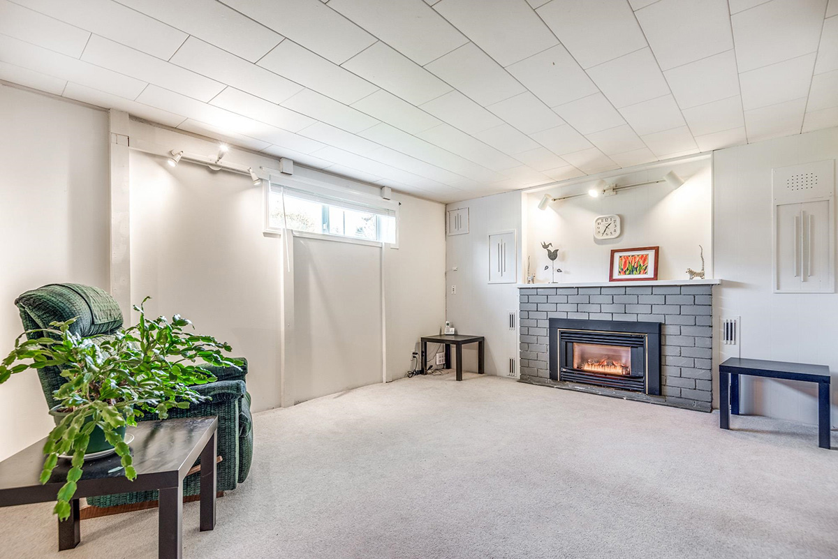 941 Duthie Avenue, Burnaby 17