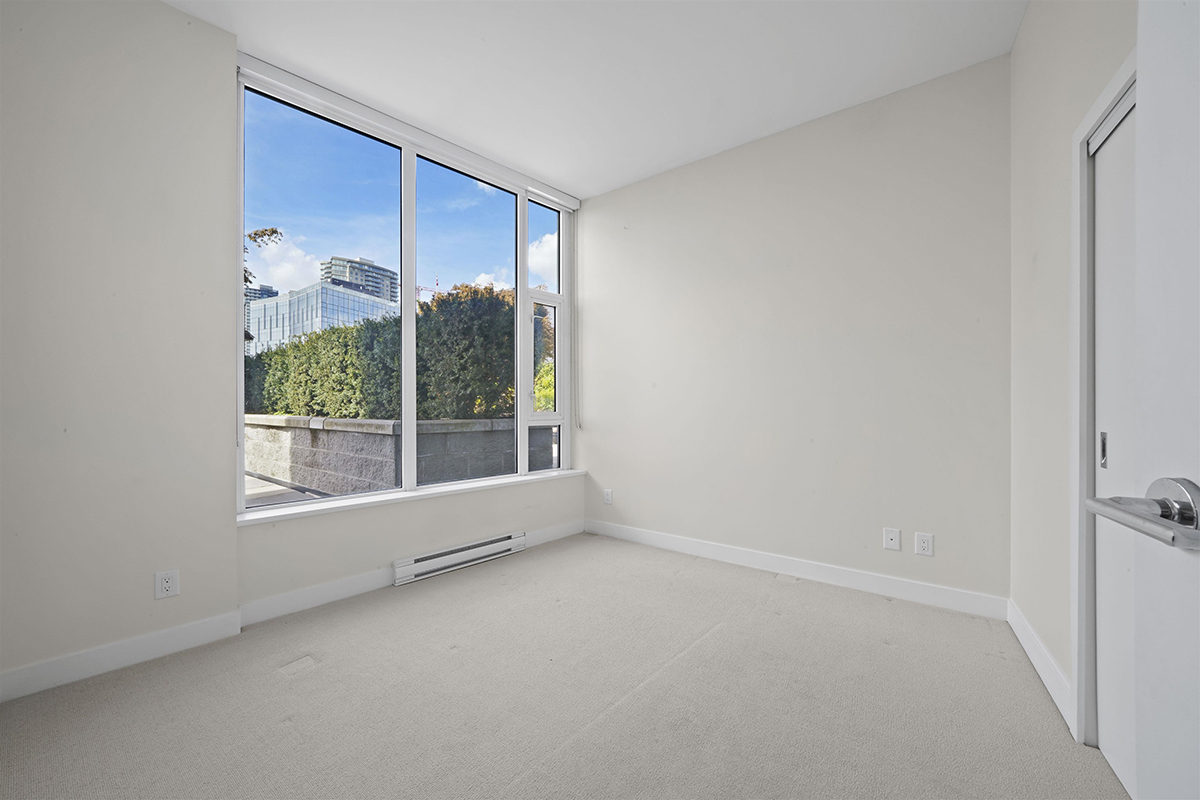 502 668 Columbia Street, New Westminster 11
