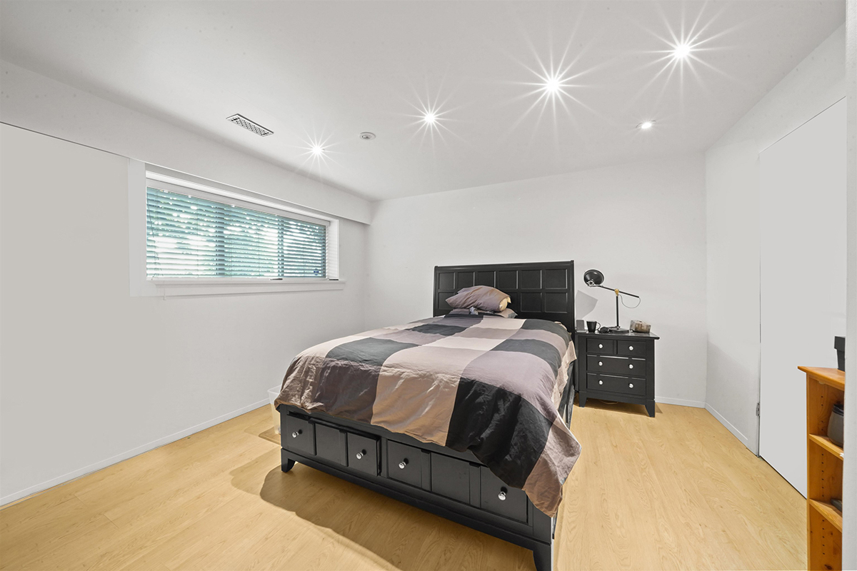 1673 Taralawn Court, Burnaby 15