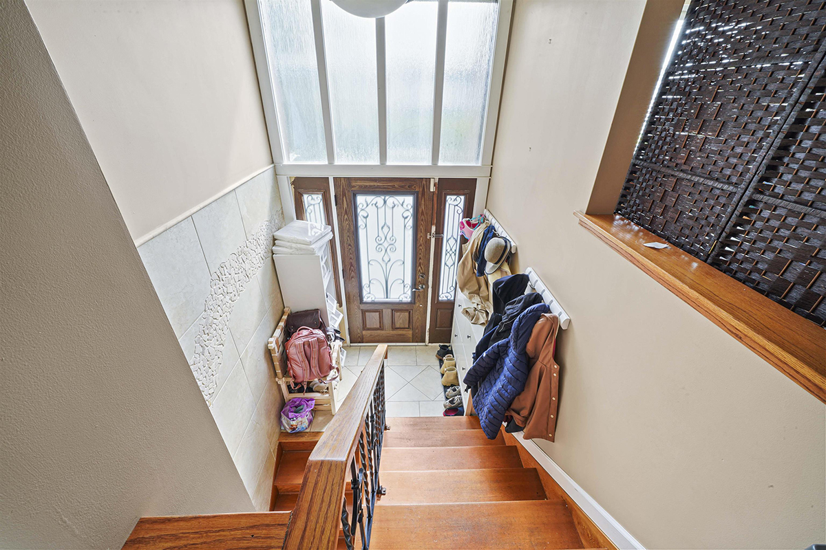 1673 Taralawn Court, Burnaby 20