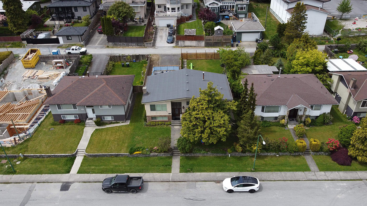1673 Taralawn Court, Burnaby 3