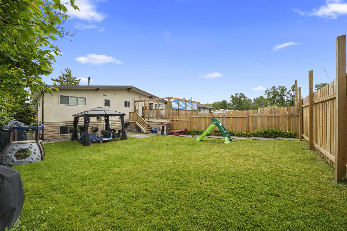 1673 Taralawn Court, Burnaby 5