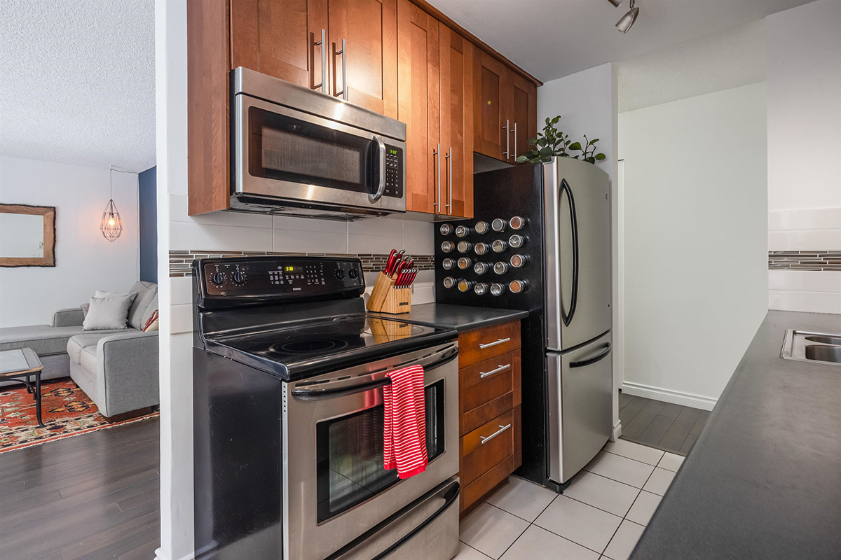203 428 Agnes Street, New Westminster 14