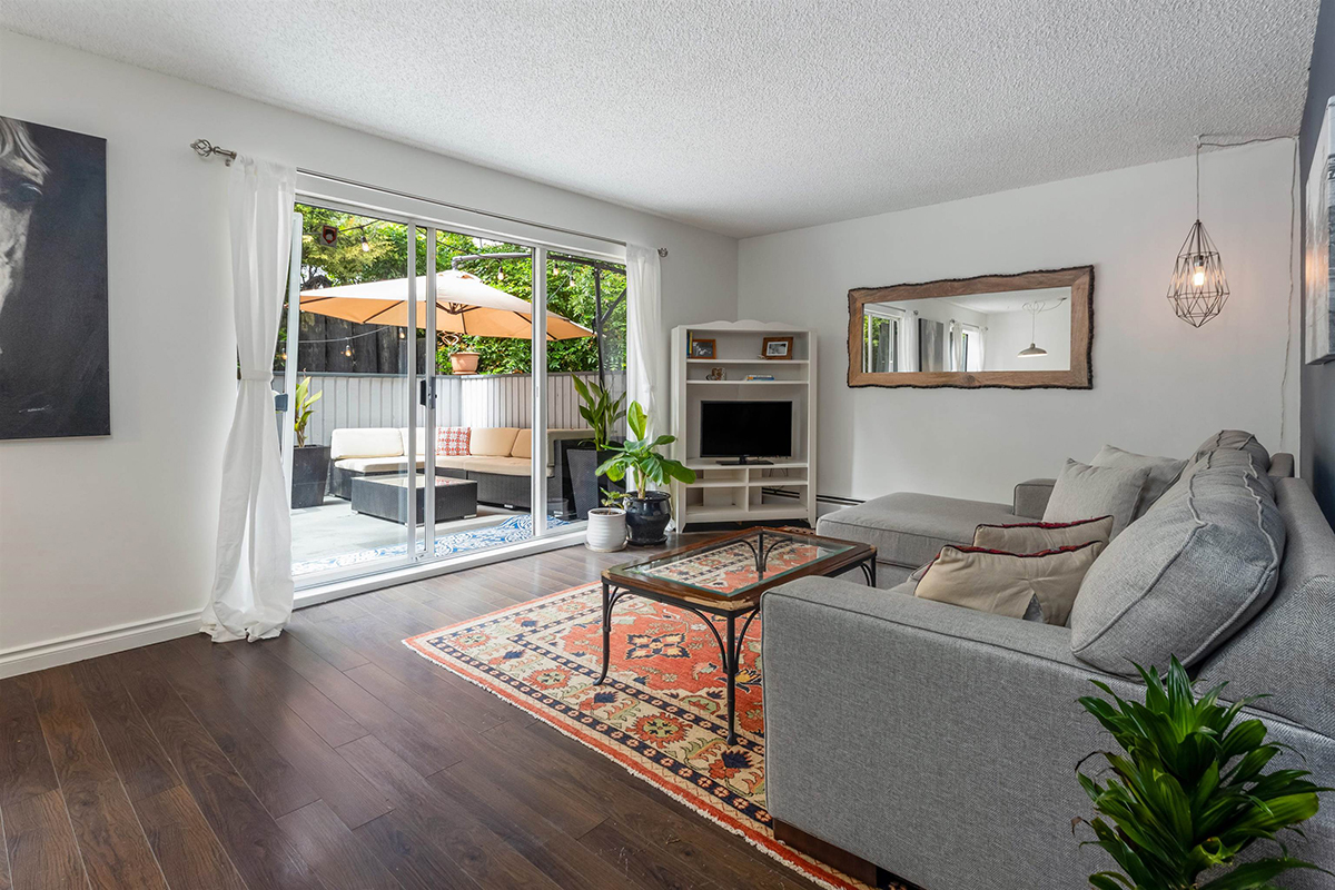 203 428 Agnes Street, New Westminster 4