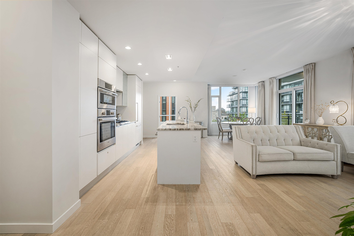 309 2565 Maple Street, Vancouver 3