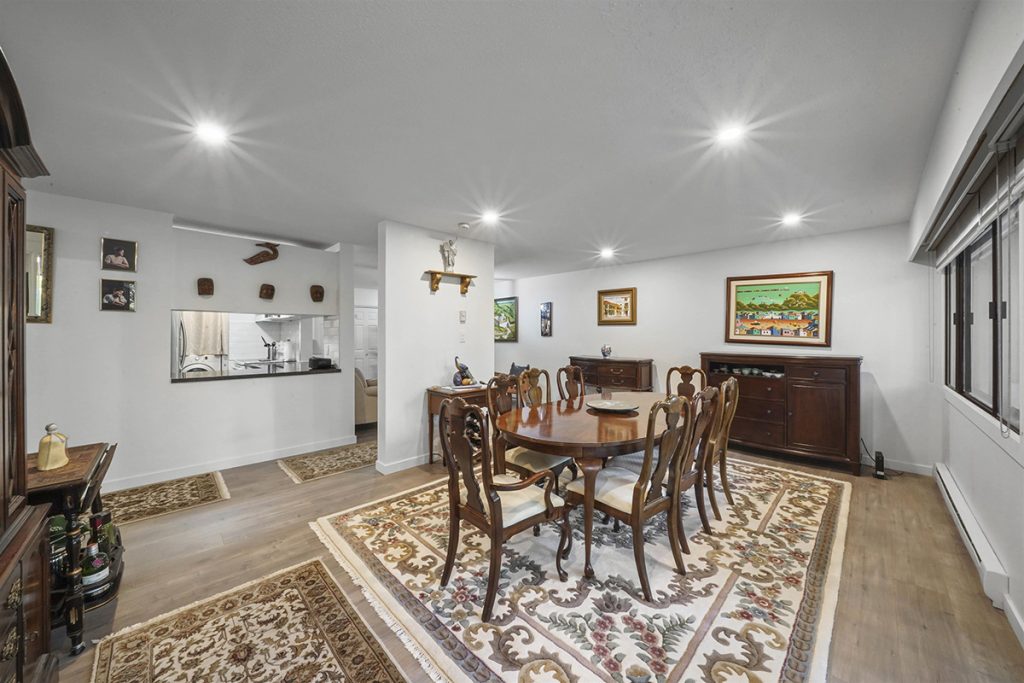 3 7353 Montecito Drive, Burnaby