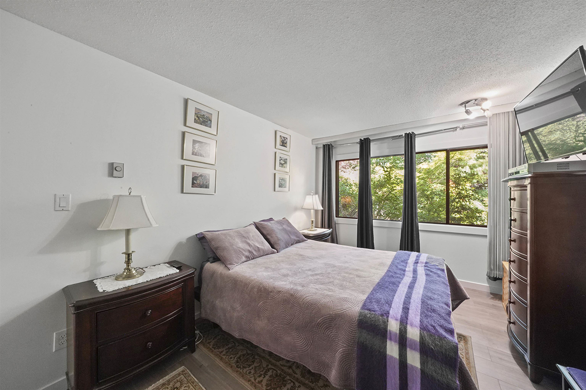 3 7353 Montecito Drive, Burnaby 15