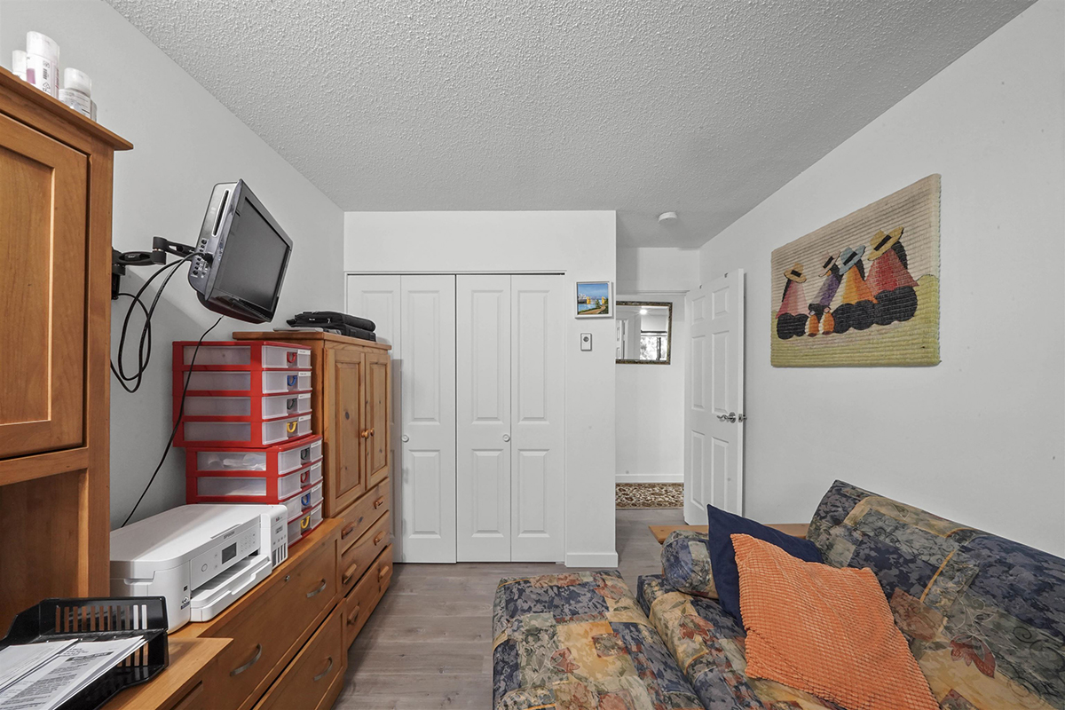 3 7353 Montecito Drive, Burnaby 20
