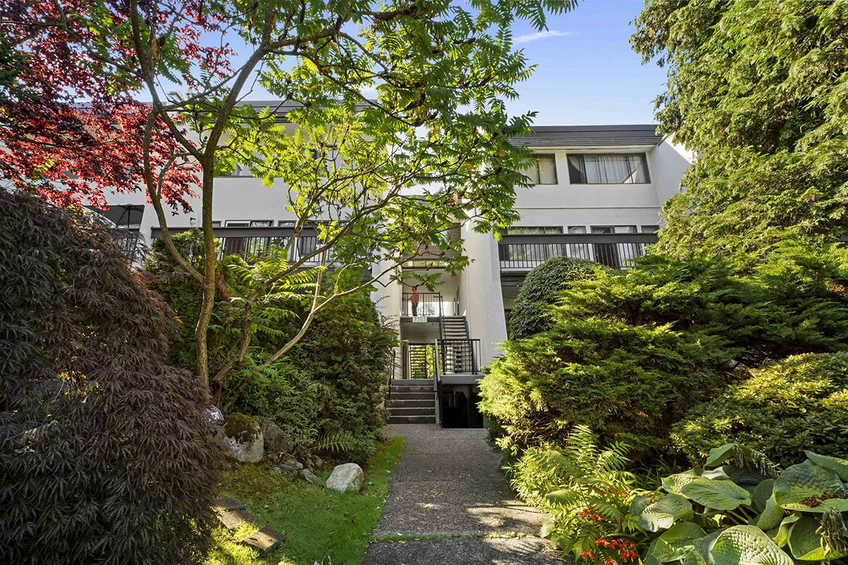 3 7353 Montecito Drive, Burnaby 24