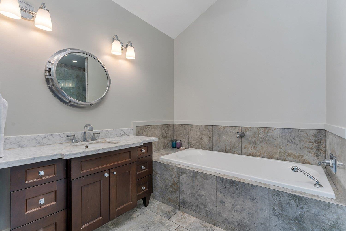 3837 Cambridge Street, Burnaby 16