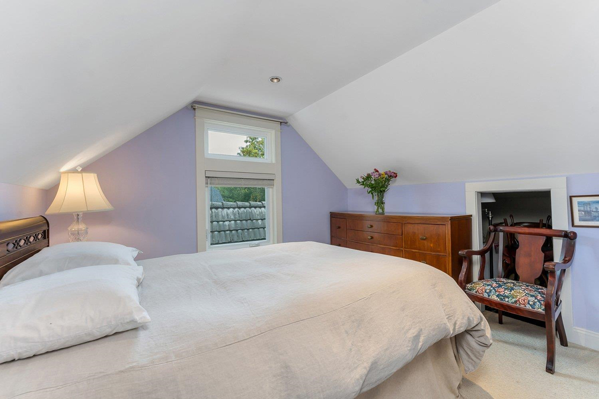 3837 Cambridge Street, Burnaby 19