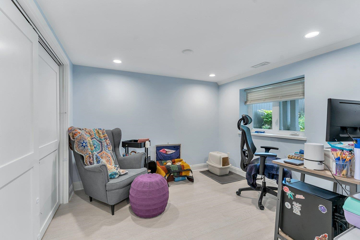 3837 Cambridge Street, Burnaby 30