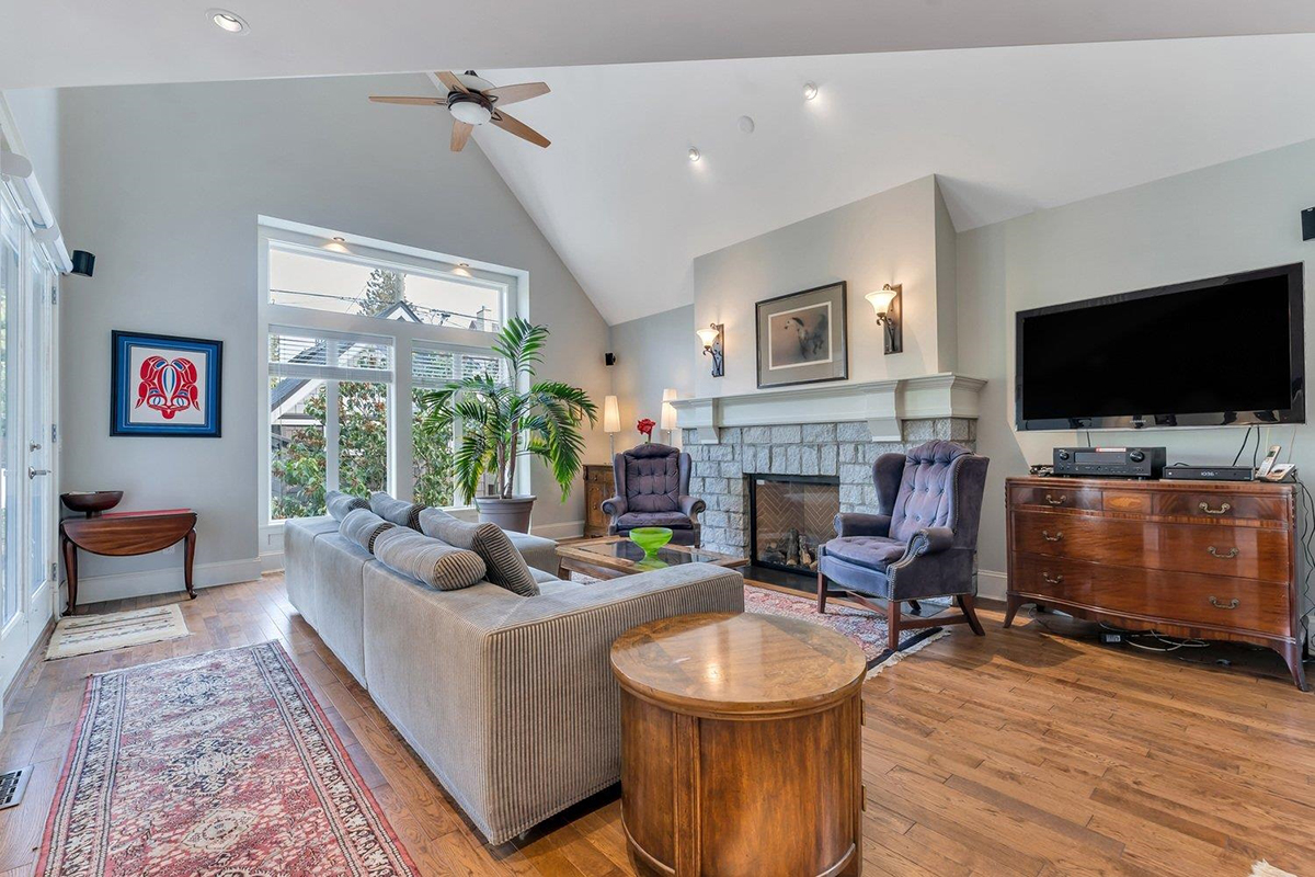3837 Cambridge Street, Burnaby 5
