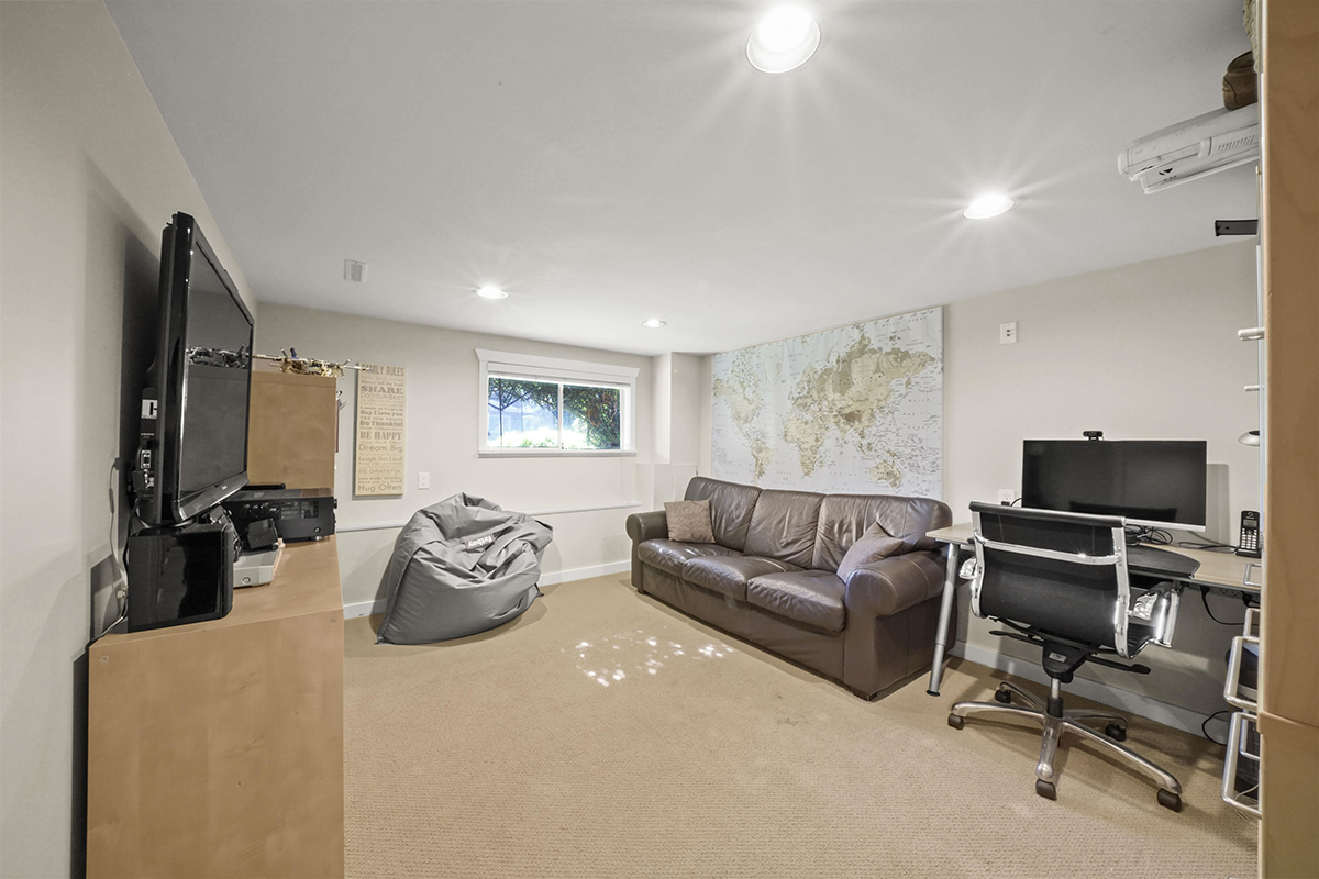 4207 Frances Street, Burnaby 22