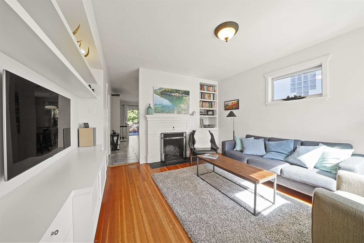 4207 Frances Street, Burnaby 8