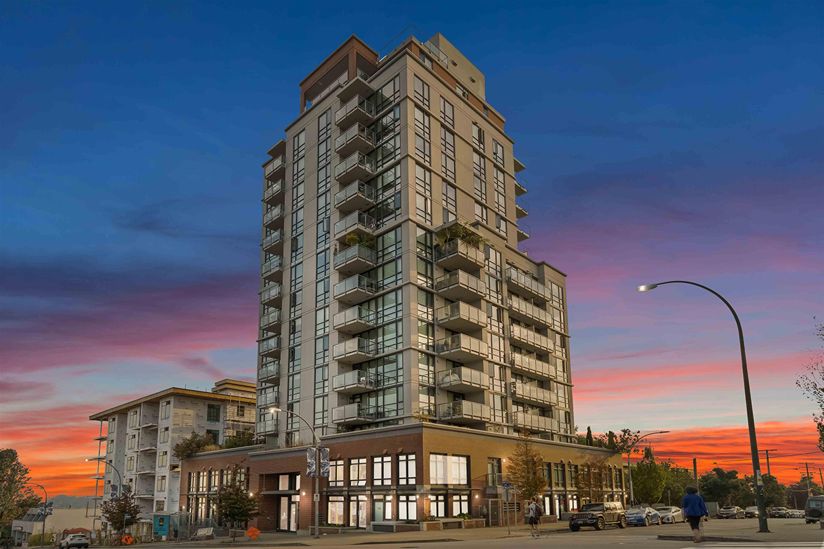 805 258 Sixth Street, New Westminster 21