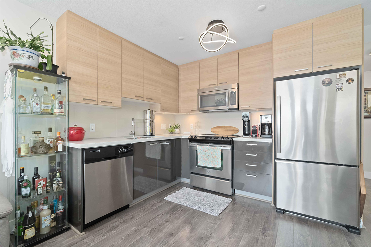 805 258 Sixth Street, New Westminster 5