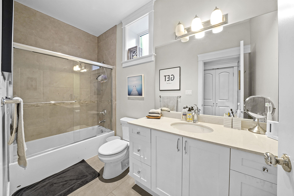 3565 Mcgill Street, Vancouver 13